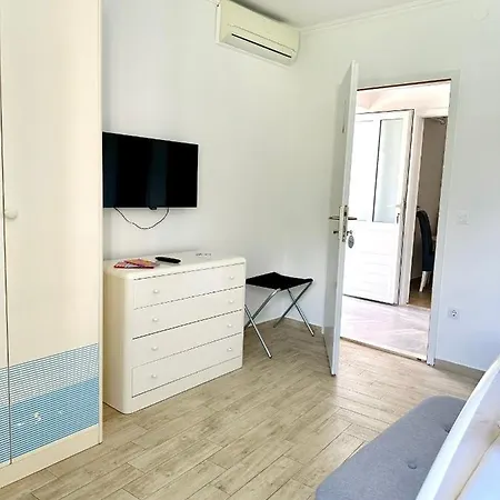 Πανσιόν Mare & Filip 2 3*