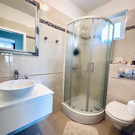 Πανσιόν Mare & Filip 2